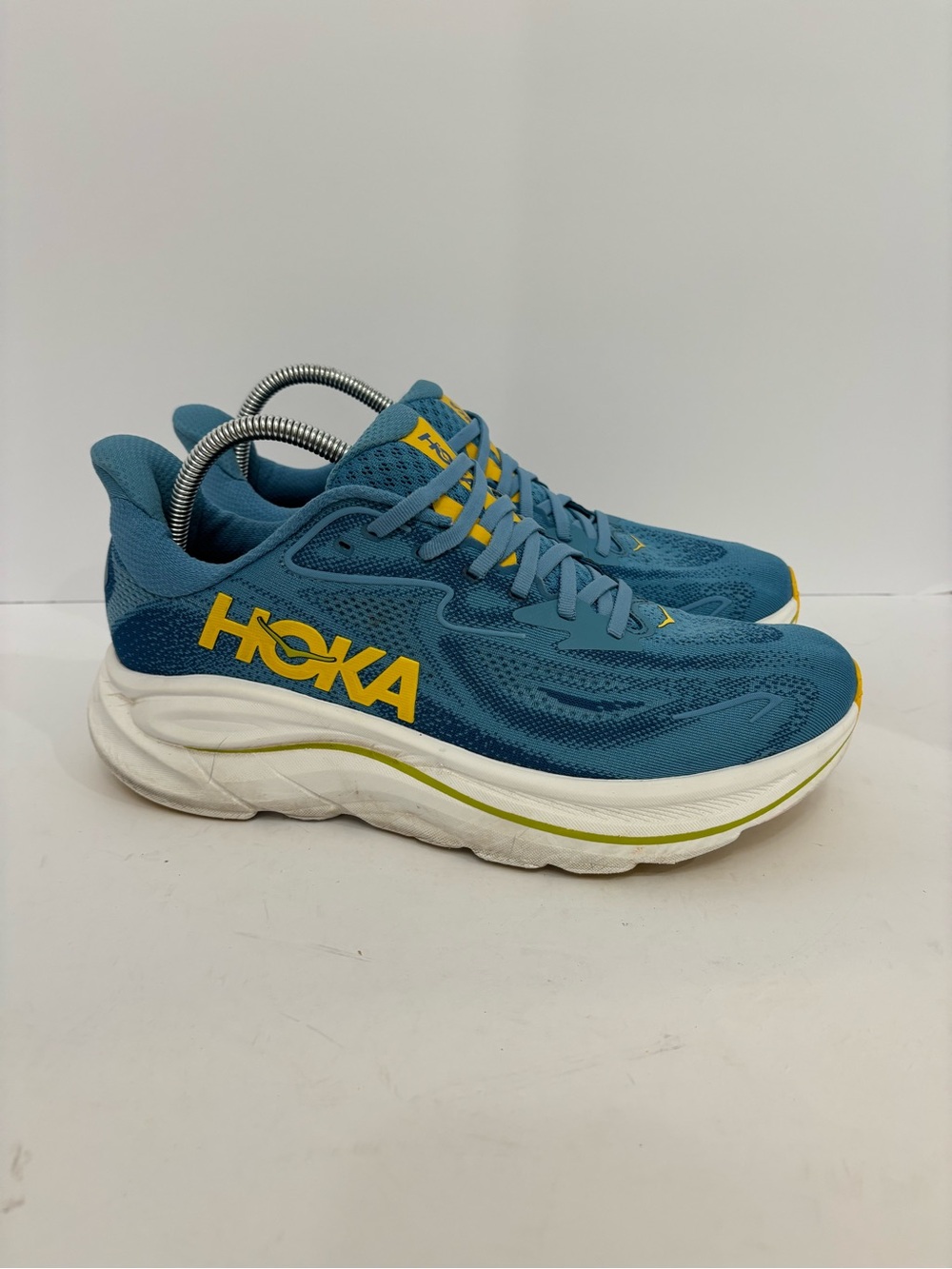 Hoka Clifton size 10